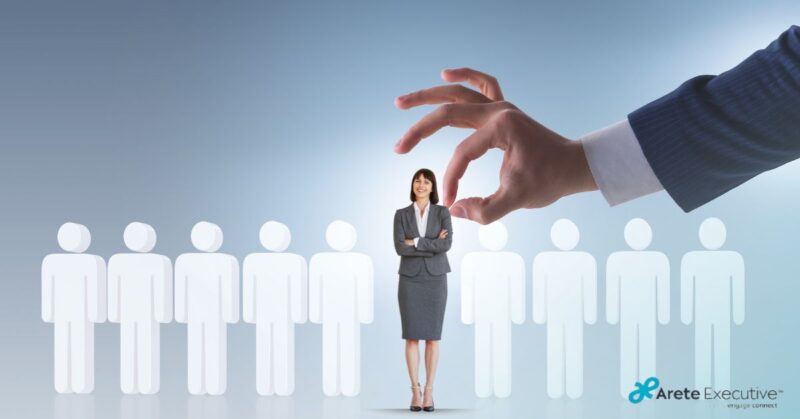 5 Strategies To Attract High Performing Leaders in 2025